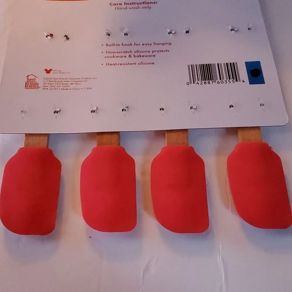 Disney Mickey Mouse Spatula 5 Set Christmas Gingerbread House Pot Holder